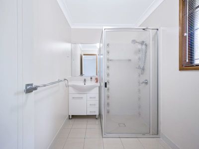 2 Sandys Pl, Kawana