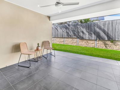 32 Longstaff Crescent, Pimpama