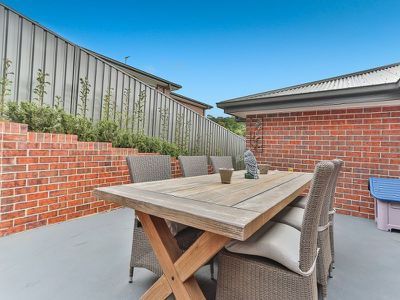 151B Wyndarra Way, Koonawarra