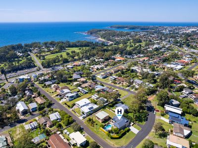 18 Davies Street, Mollymook