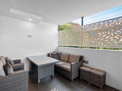 1 / 3 Harrys Road , Taringa