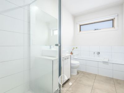 1 / 4 Almana Street, Bell Park