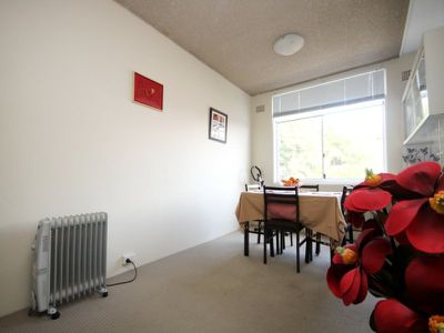 9 / 76 Leylands Parade, Belmore