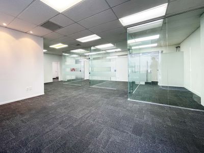 5/295 Lincoln Road, Henderson