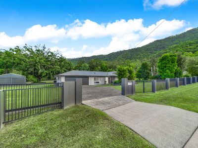 27-31 Hickey Close, Gordonvale