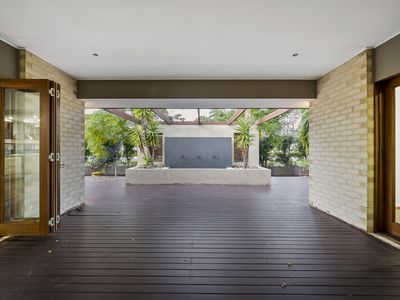 8 Manhattan Close , Sanctuary Lakes