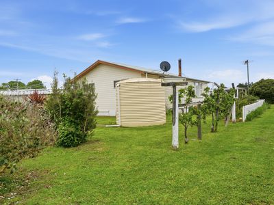 42 Badajos Street, Ross