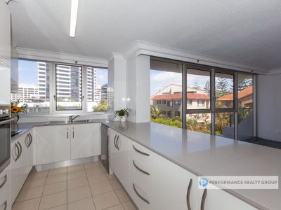 2D / 1 Albert Avenue, Broadbeach