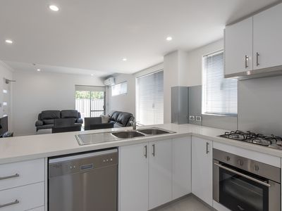 3/353 Main Street, Balcatta