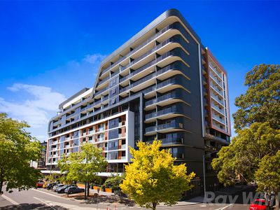 613 / 32 Bray Street, South Yarra
