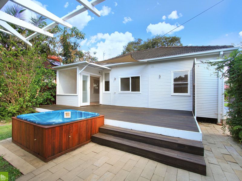 54 Porter Street, North Wollongong
