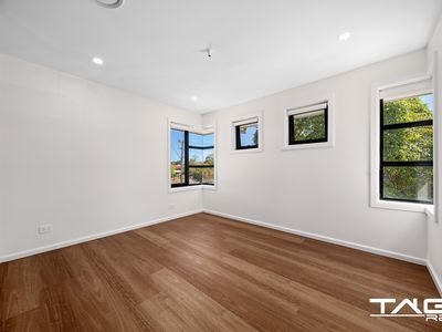 2 / 51 Jamison Road, Kingswood