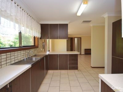 5 Osborne Place, Dubbo