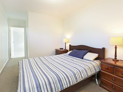 2 / 5 Weddell Road, North Geelong