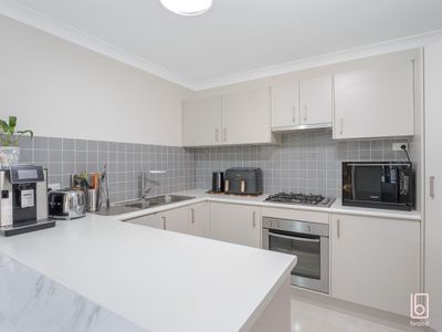 2 / 29 Dahlia Avenue, Hamlyn Terrace