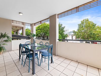 10 / 9 Sylvan Road, Toowong