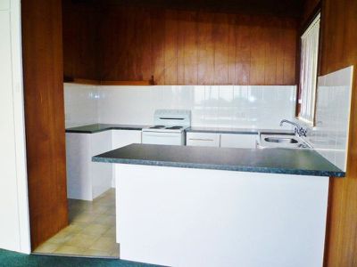 15 Hilltop Crescent, Mollymook