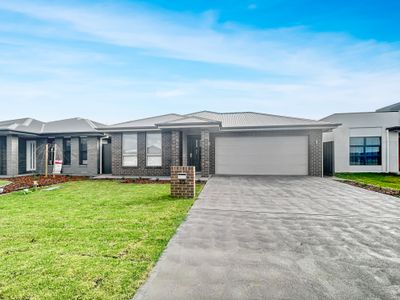10 Sea Crescent, Dubbo