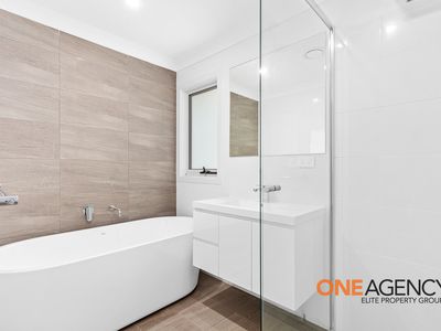 9 Upland Chase, Albion Park