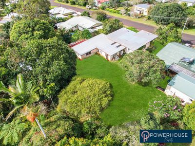 3 Downing Street, Malanda