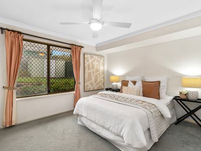 16 Malachite Street, Keperra