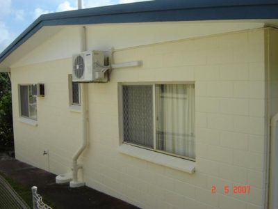 2 / 47 Helen, Cooktown