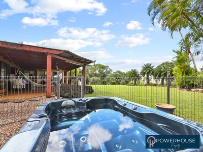 62591 Bruce Hwy, Cowley