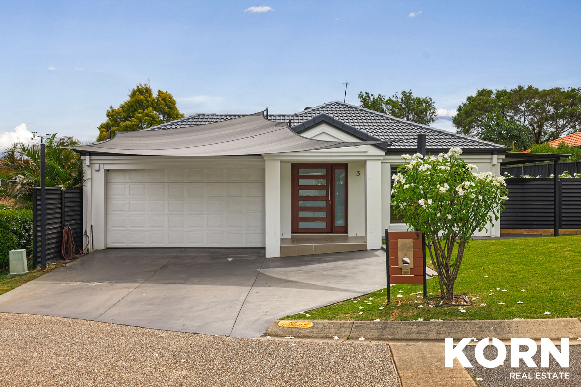 3 Manor Close, Robina