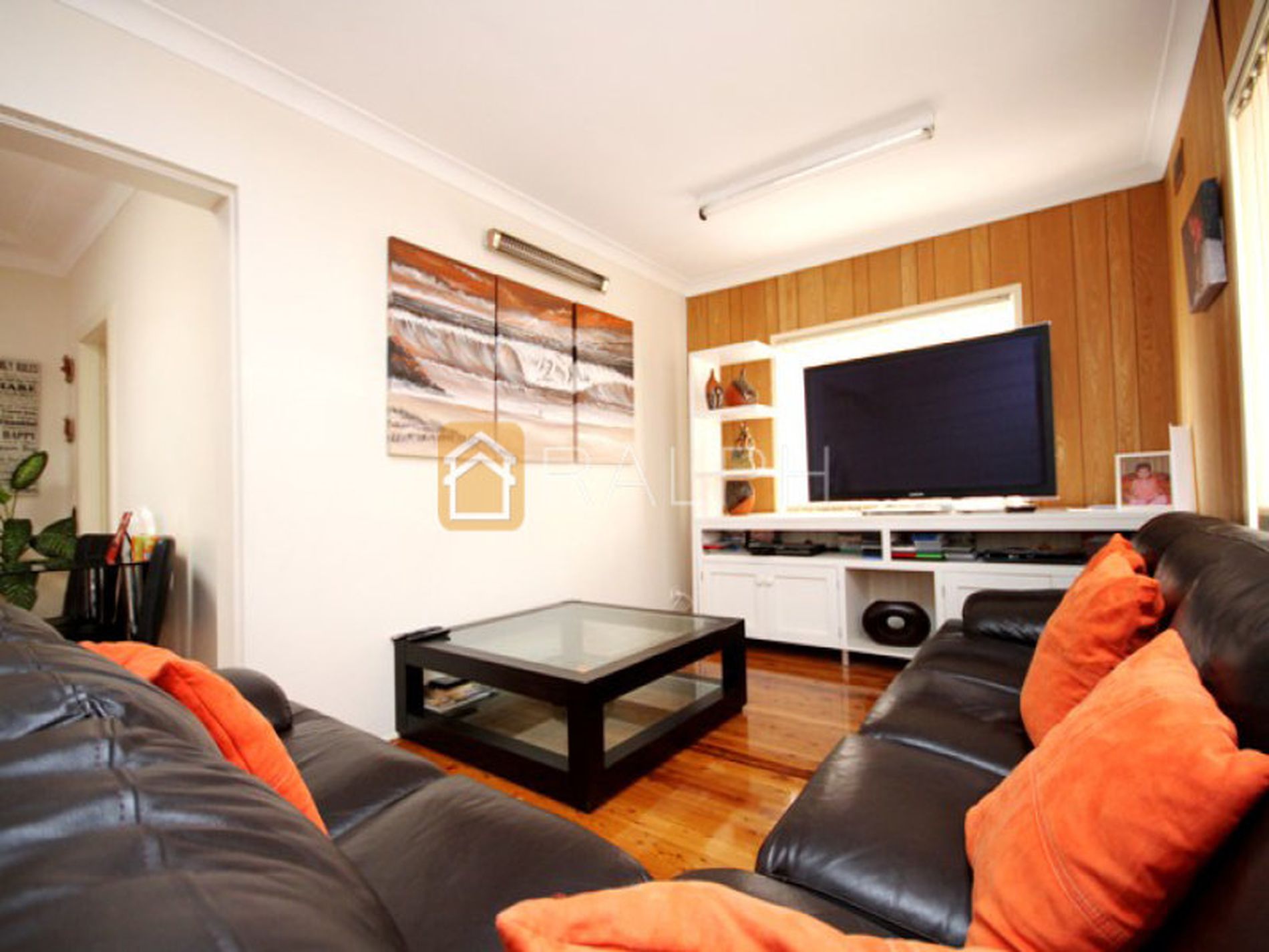 14 Bungalow Road, Roselands