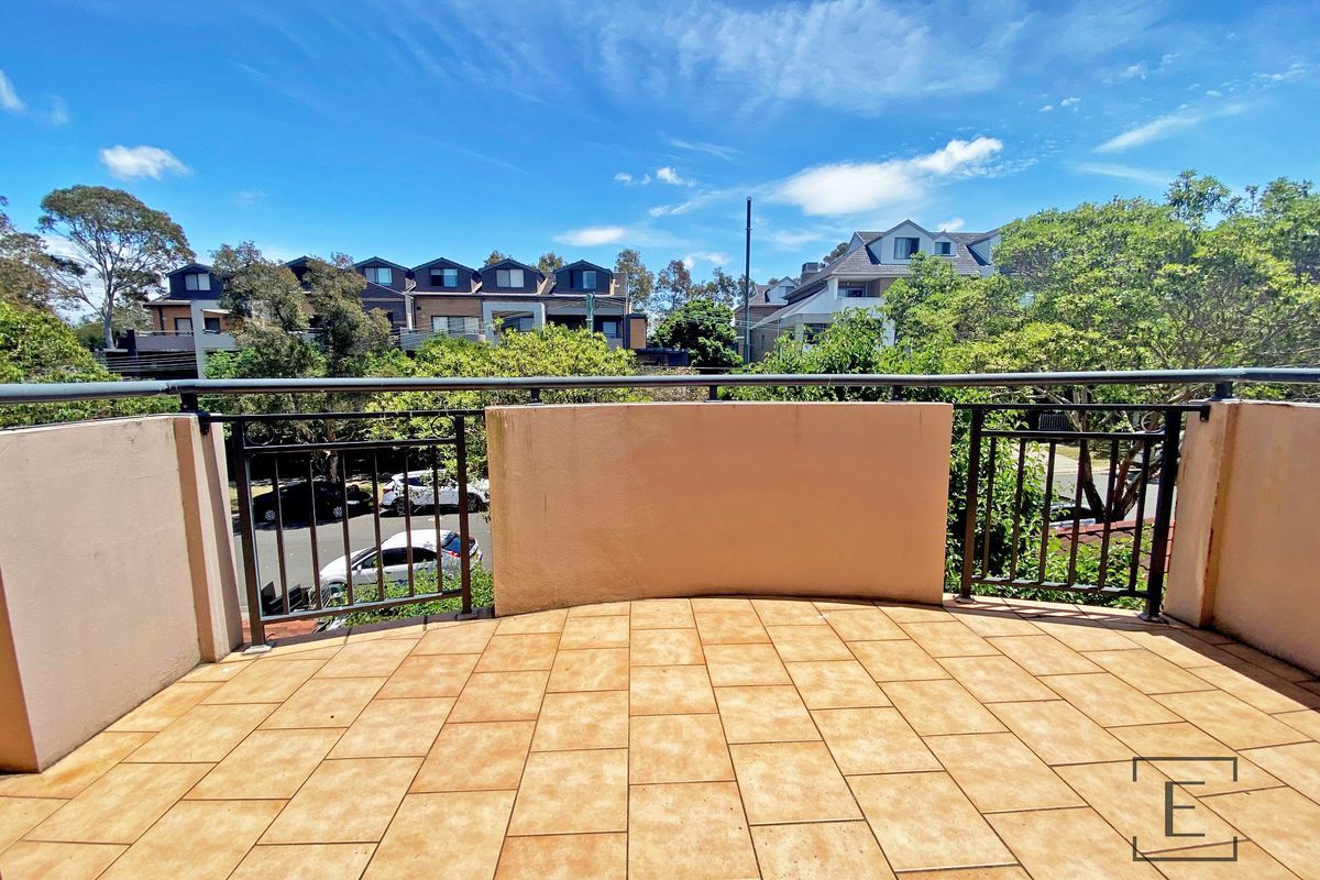 5 / 18 Eastbourne Road, Homebush West