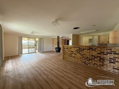 18 Tew Court, Gatton
