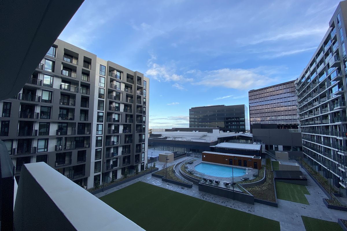 2521/864 Blackburn Rd, Clayton