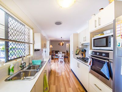 9-11 Albion Street, Kingaroy