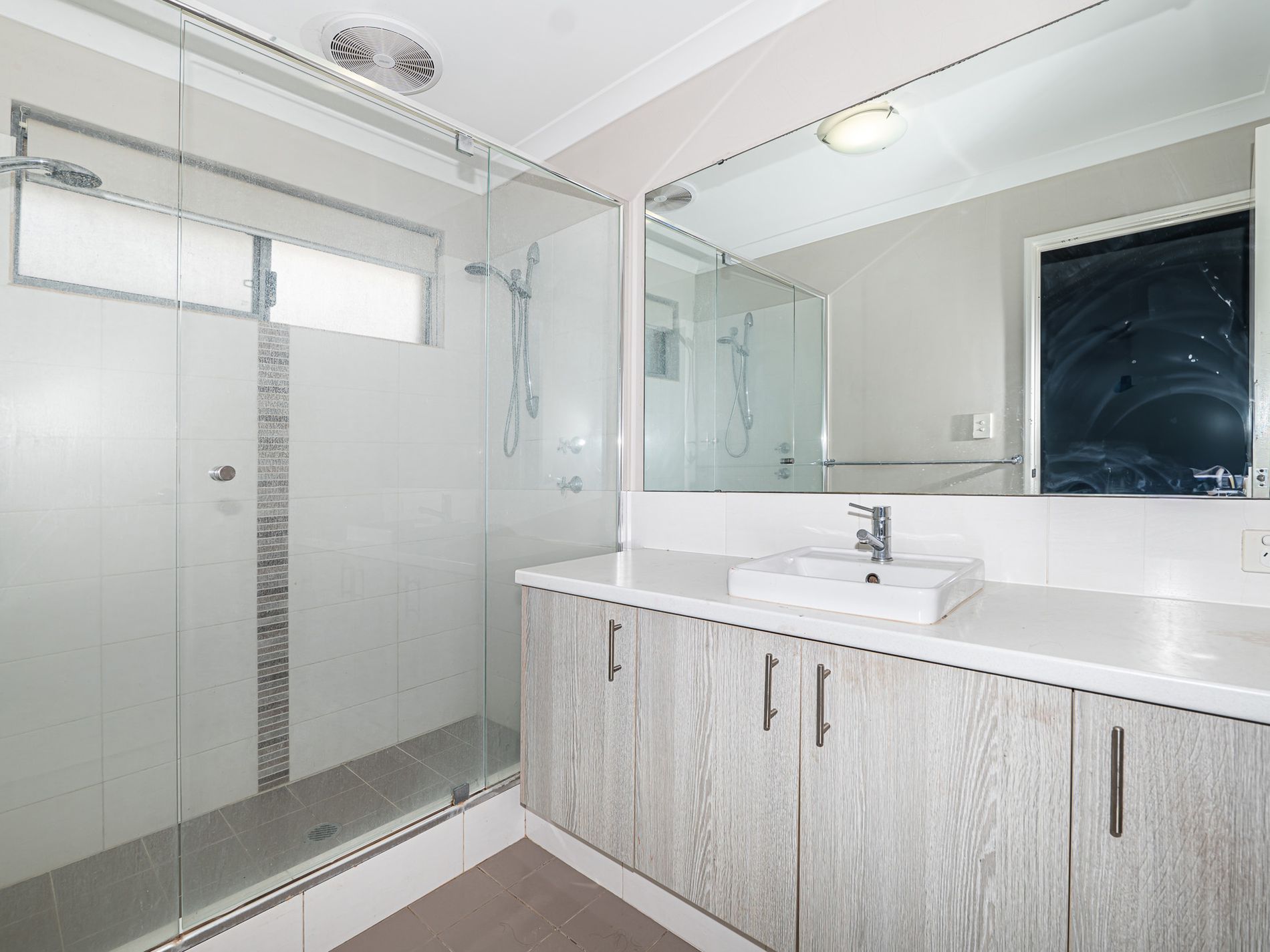 10 Dupain Way, Aveley