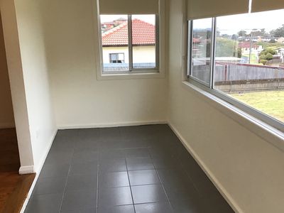 1 / 9 Barbara Avenue, Lake Heights