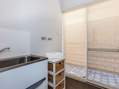 8/12 Willespie Drive, Pearsall