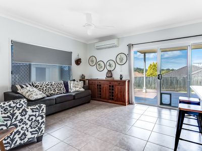 12 Clarence Street, Murrumba Downs