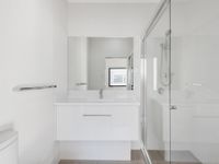 4 Lewis Place, Manly West