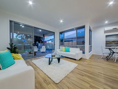 79 Besham Parade, Wynnum