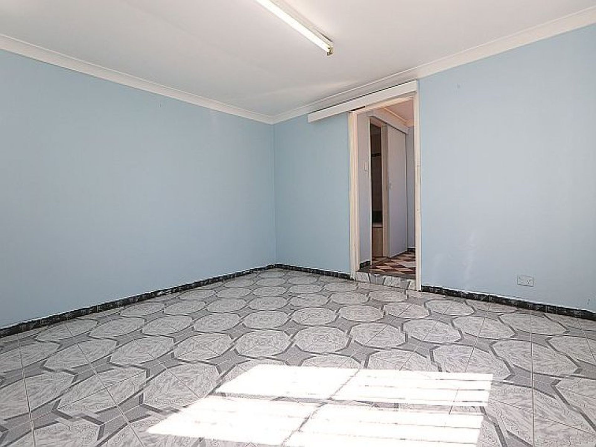 4 The Boulevarde, Yagoona