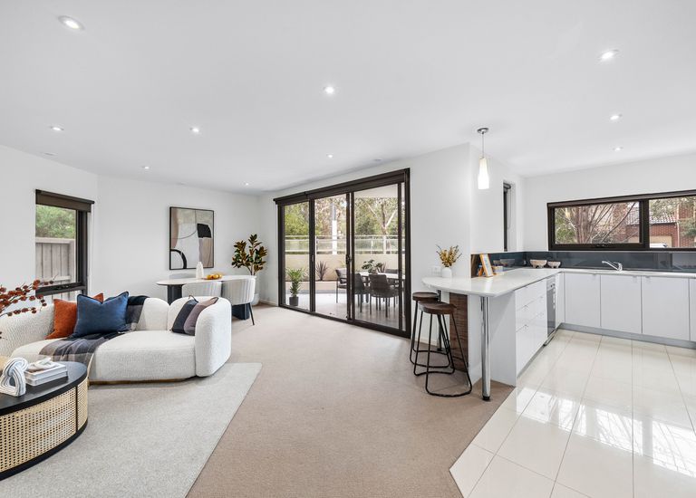 8 / 2-4 William Street, Murrumbeena