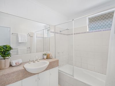 2 / 100 Greenslopes Street, Edge Hill