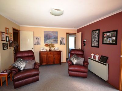 55 Valley Avenue , Mount Beauty