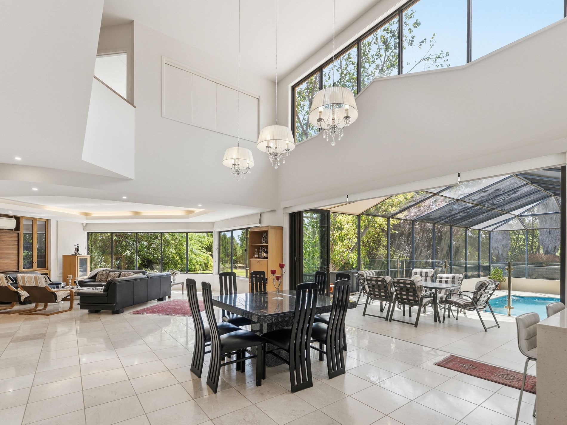 16 Bella Vista Drive, Lake Wyangan