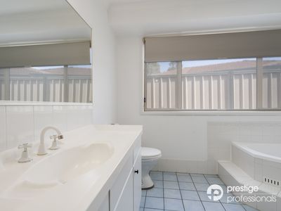 14 Woburn Abbey Court, Wattle Grove