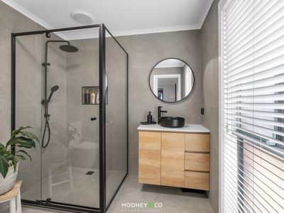 48 Ferndown Drive, Cranbourne