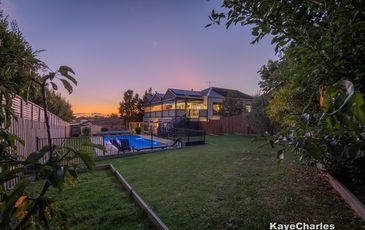 8 Glamis Rise, Beaconsfield