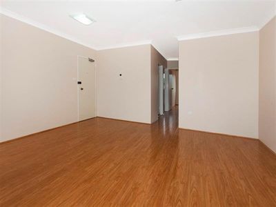 11 / 2-4 Keira  St, Wollongong