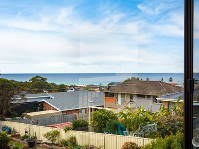 28 Hillside Crescent, Kianga