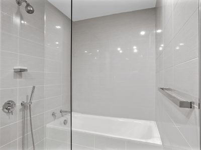 1408 / 8 Adelaide Tce, East Perth